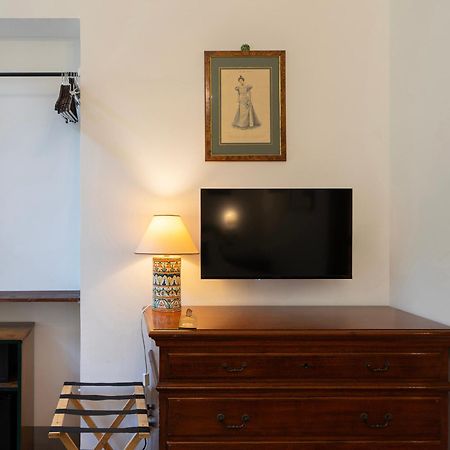 Borgia Di Firenze Bed and Breakfast Buitenkant foto